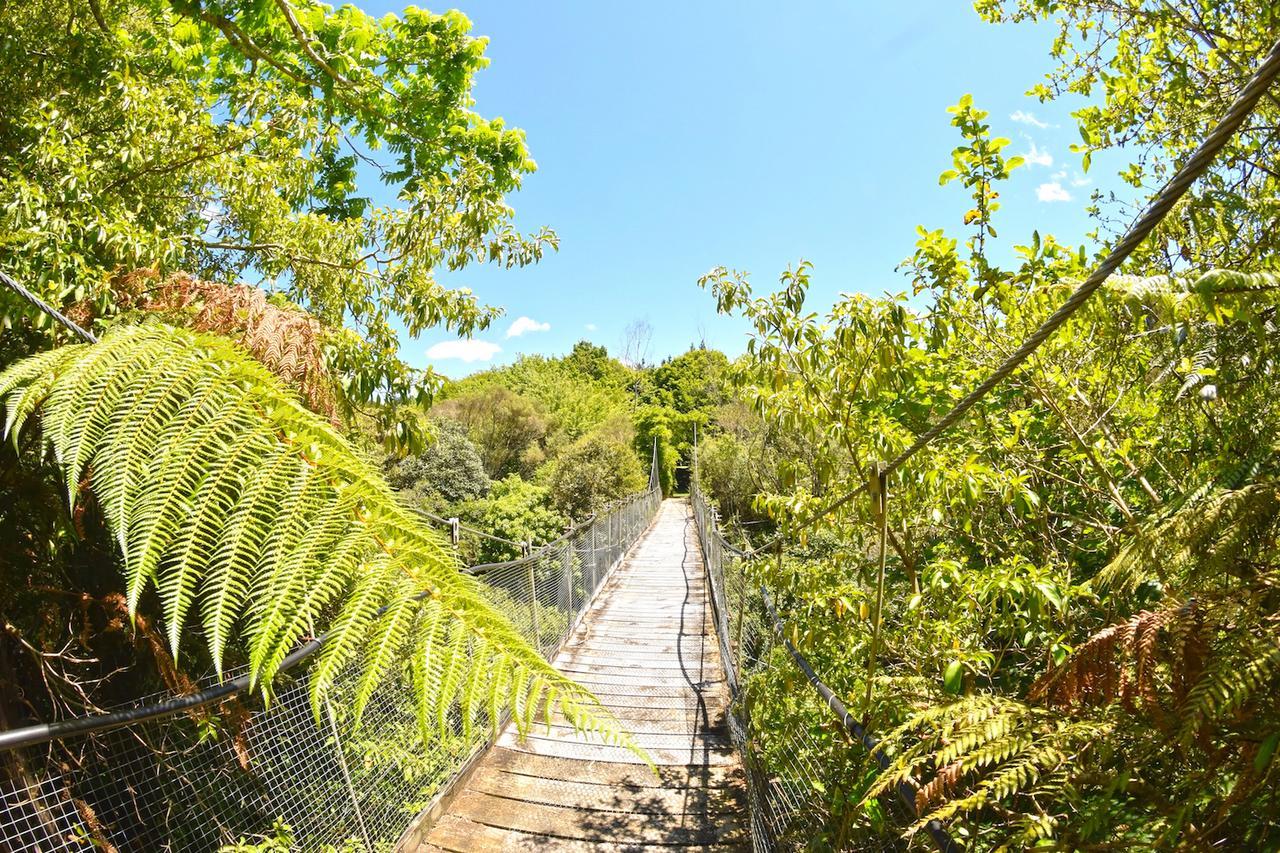 Tepopo Gardens Rural Retreat Villa สแตรทฟอร์ด ภายนอก รูปภาพ
